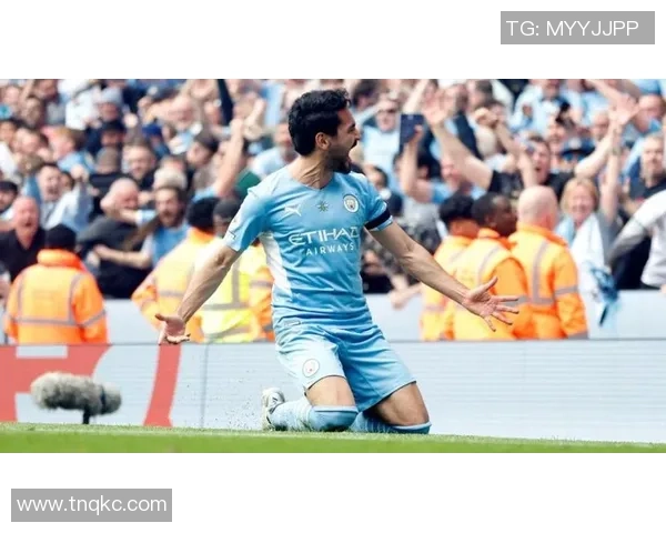 曼城主场迎战沙尔克04次回合CCTV直播全程解析与精彩回顾